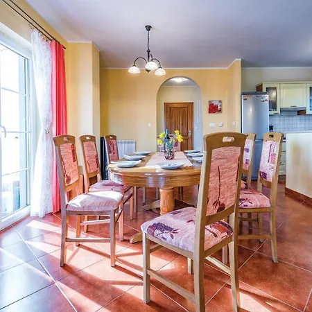 Holiday home In Bregi With Outdoor Swimming Pool Katun Gracanski
